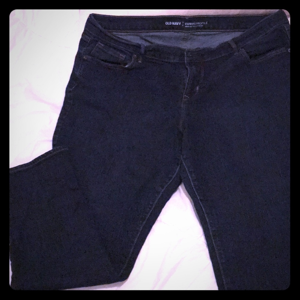 Curvy mid-rise skinny jeans